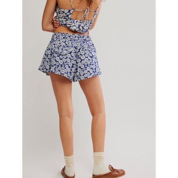 FREE PEOPLE Offbeat Printed Pull On Shorts / Navy Combo - Picture 5 of 9